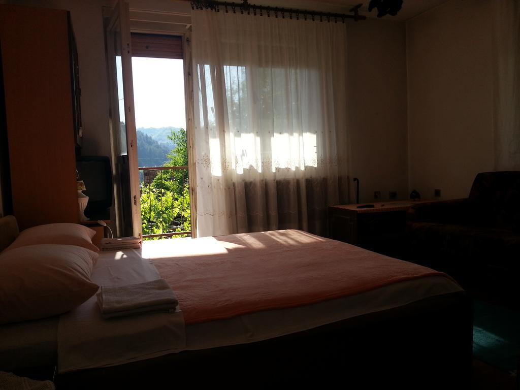Guest House Konjic Quarto foto